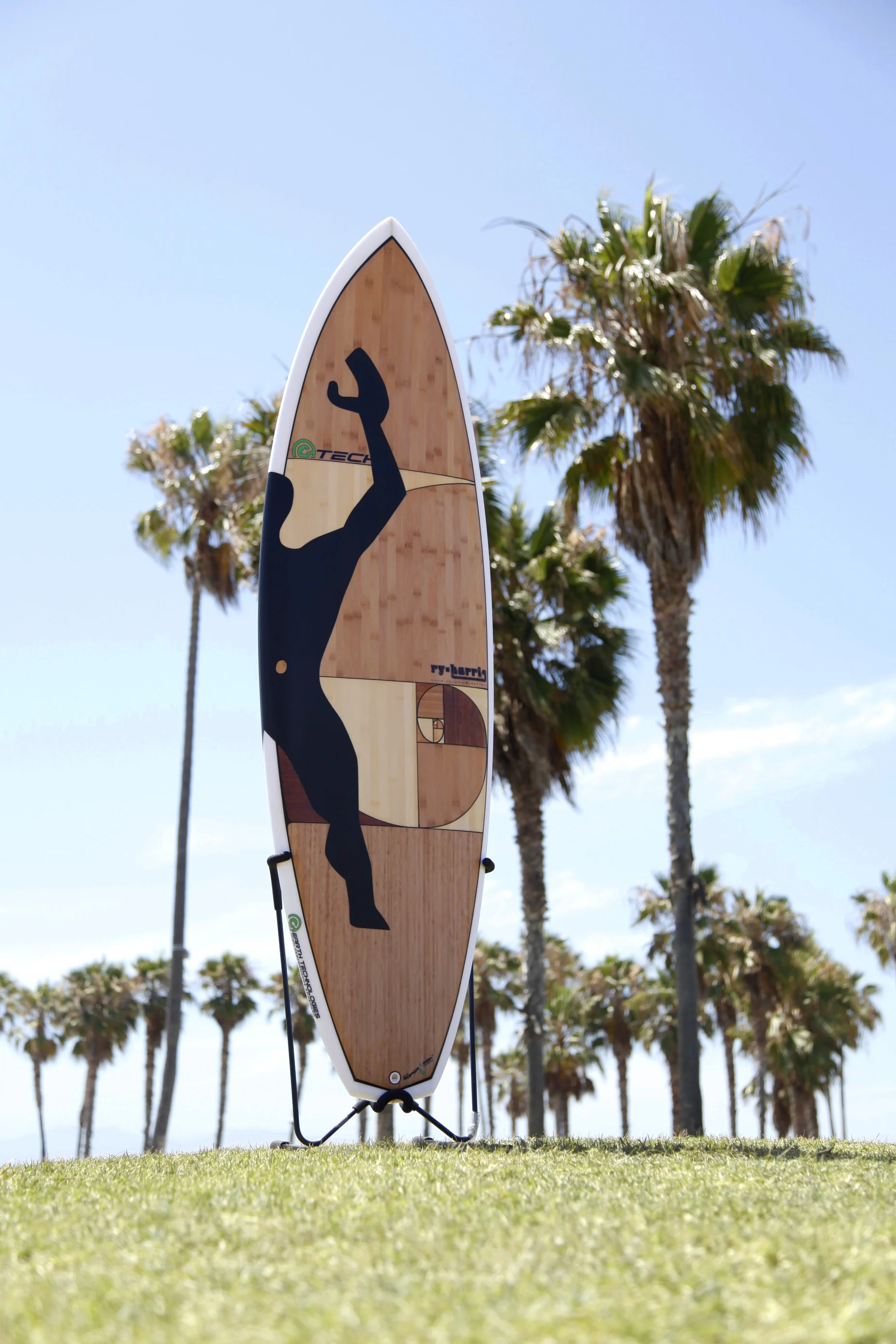 S.E.A.-Studio-Environmental-Architecture-David-Hertz-FAIA-A+D-Museum-Surfboard-Venice-Beach-California-sustainable-regenerative-restorative-green-design-Le-Corbusier-Modular-Vitruvian-Man-graphic-shortboard-recycled-bamboo-Super-Sap-biobased-custom-1.jpg