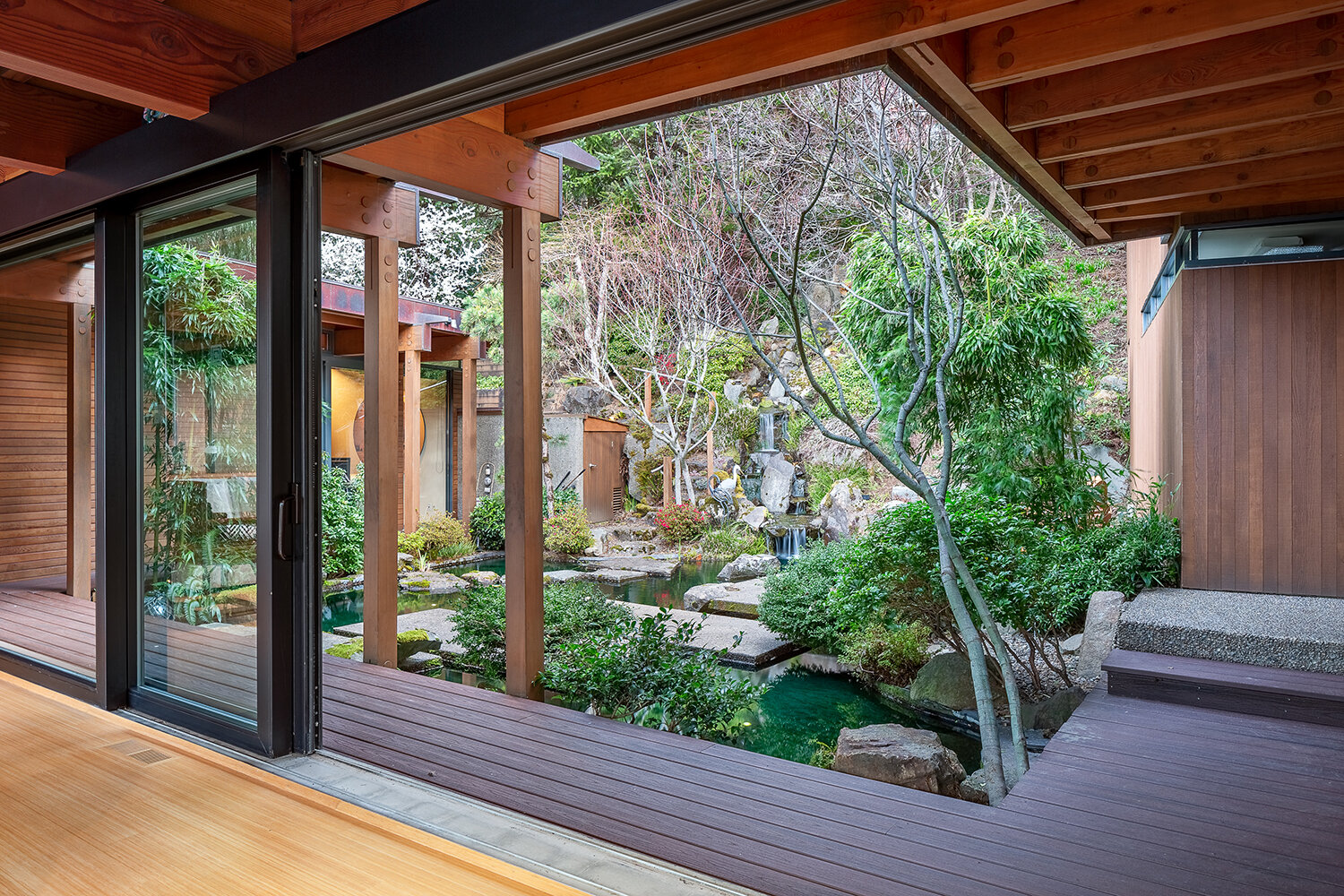 S.E.A.-Studio-Environmental-Architecture-David-Hertz-FAIA-Horizon-Hill-House-Yachats-Oregon-sustainable-regenerative-restorative-design-residential-contemporary-modern-passive-systems-recycled-wood-concrete-green-building-Pacific-ocean-view-studioea-o.jpg