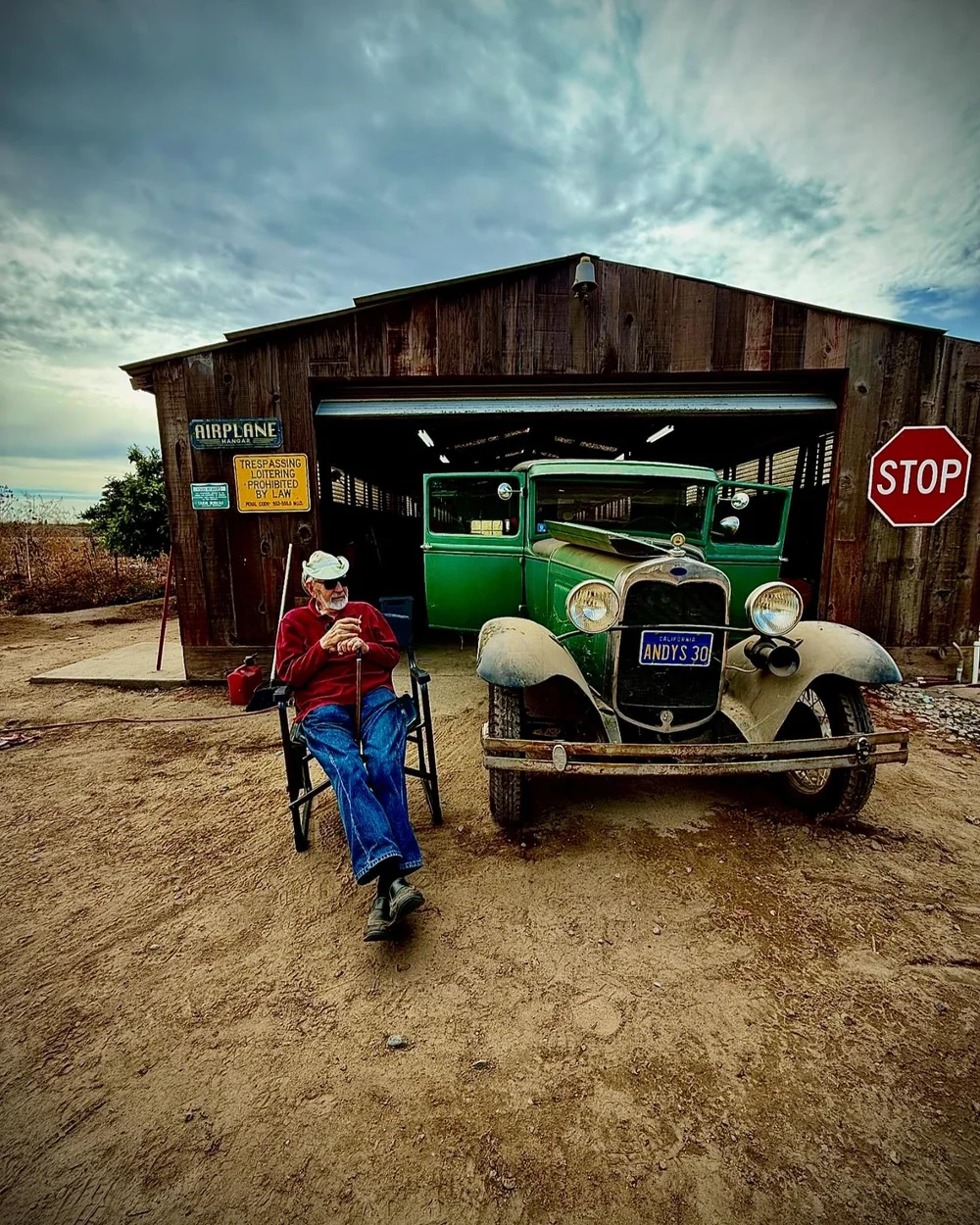 I got to hang out with this guy today. He acted as superintendent.
#93andgoingstrong #poppop #getbusyliving #modelatruck #bornin1930 #bothofthem