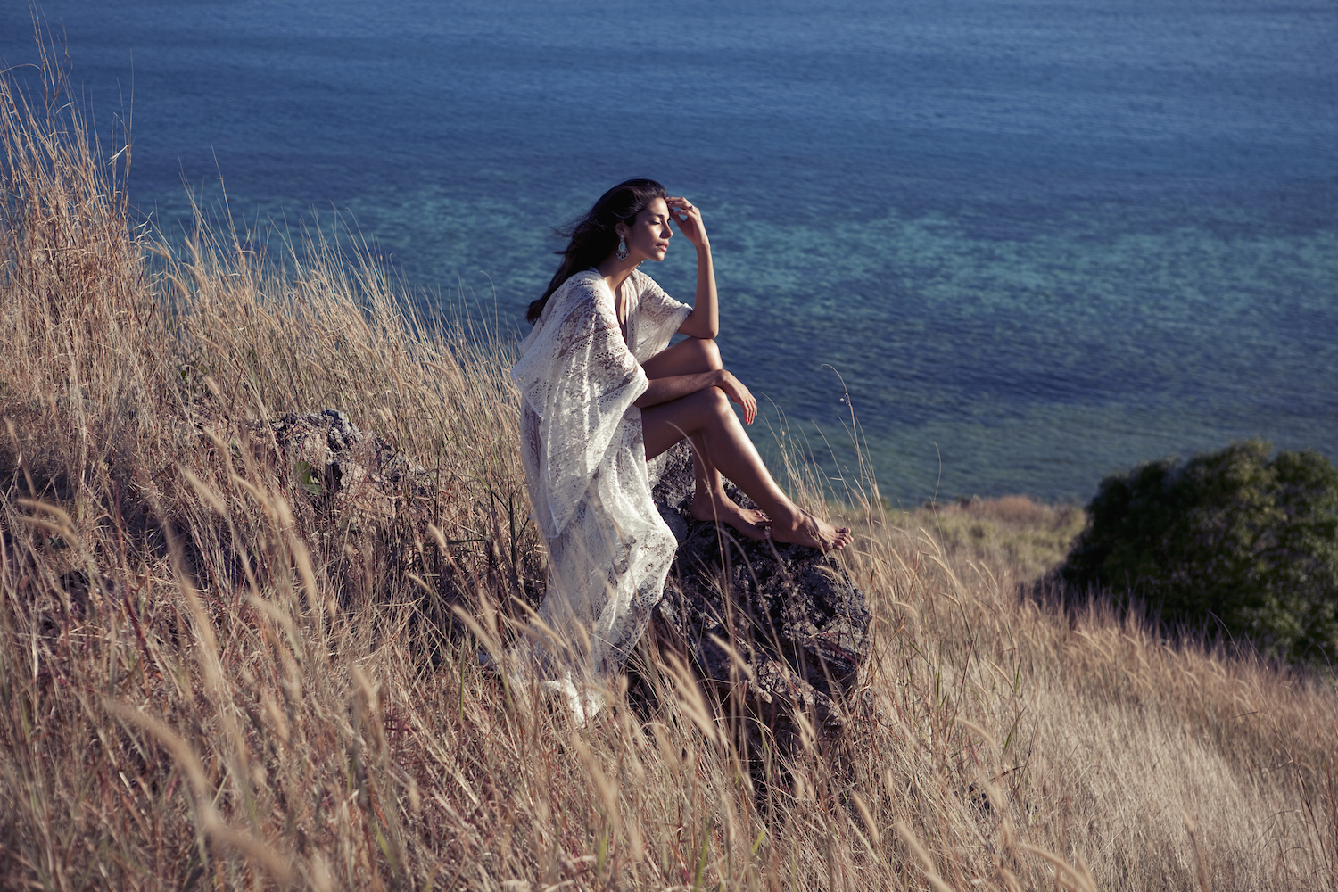 The LANE Bridal Editorial Tadrai Island Pia Miller.jpg