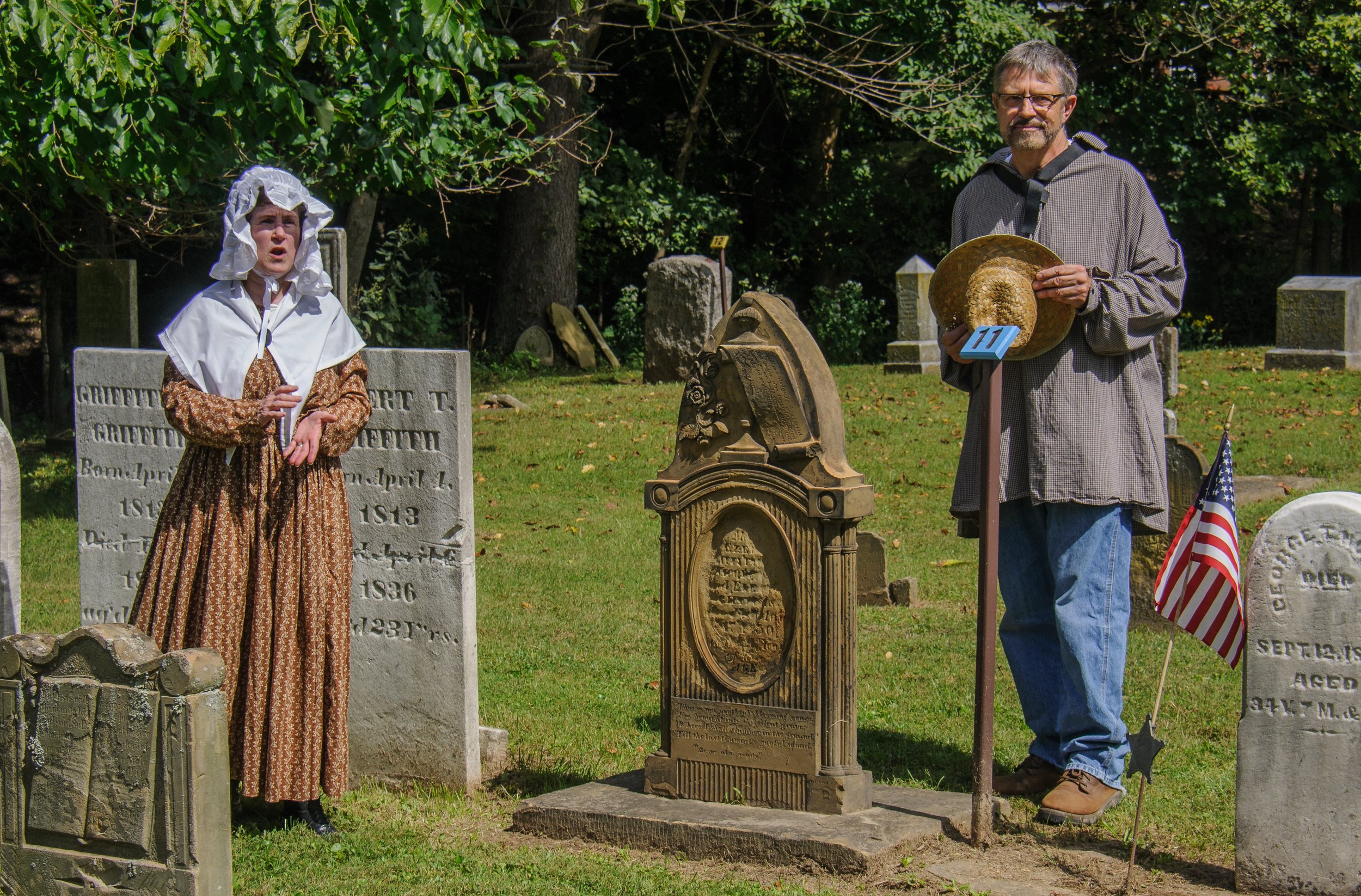 Barbe Helwig and Charles Peterson as Eleanor & Nicodemus Griffith.