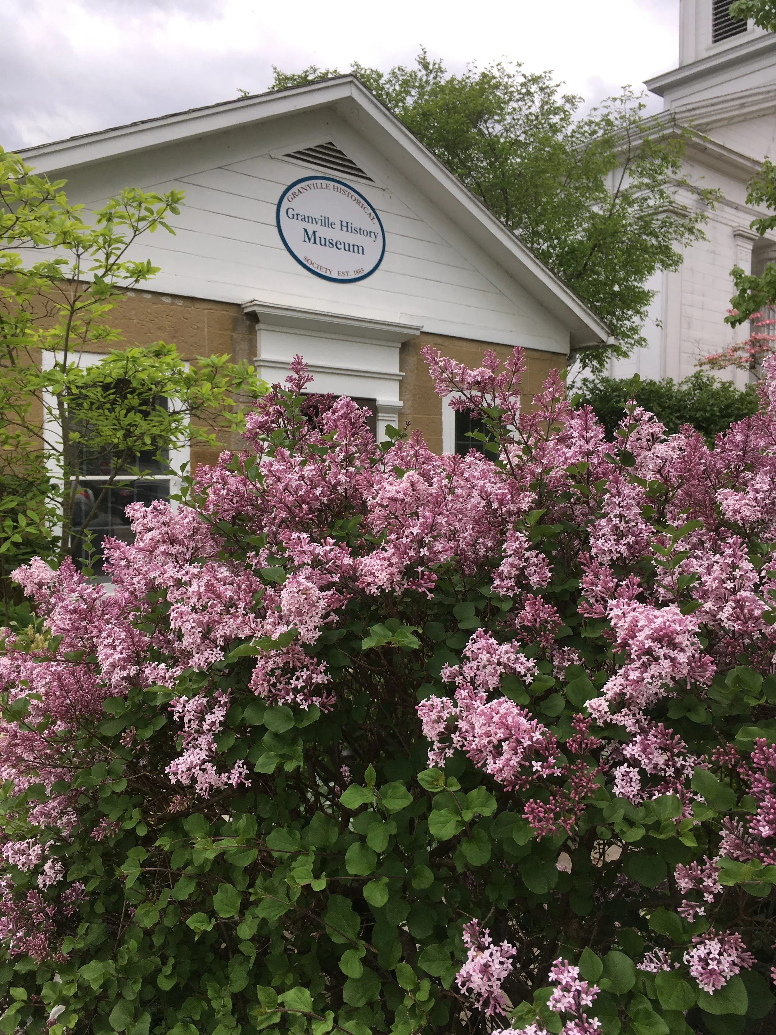 10/19: Join Us for our annual garden cleanup!