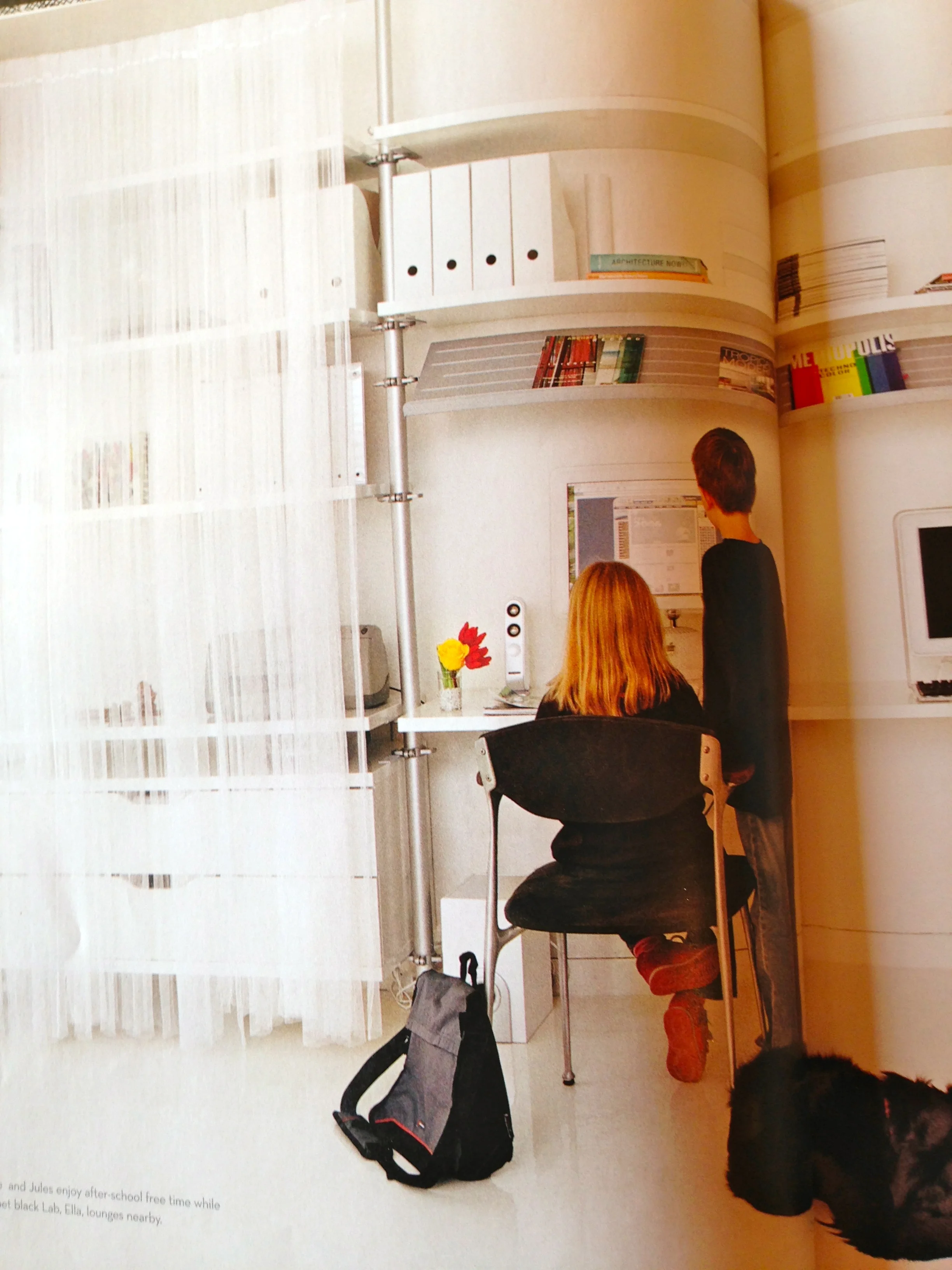 Hovis kids in office