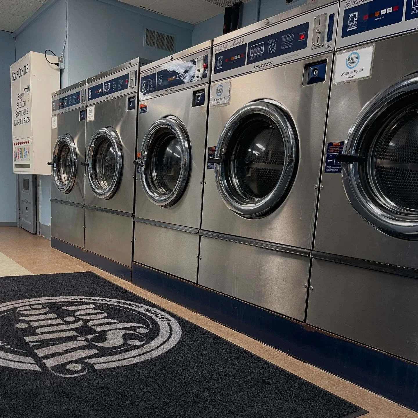 Not your average laundromat! 

Big machines. Clean results. Modern convenience. 

- Open 8am-8pm
- attendant on duty 
- free coffee and WiFi 

Come see the difference. 417 N Reserve Muncie, Indiana