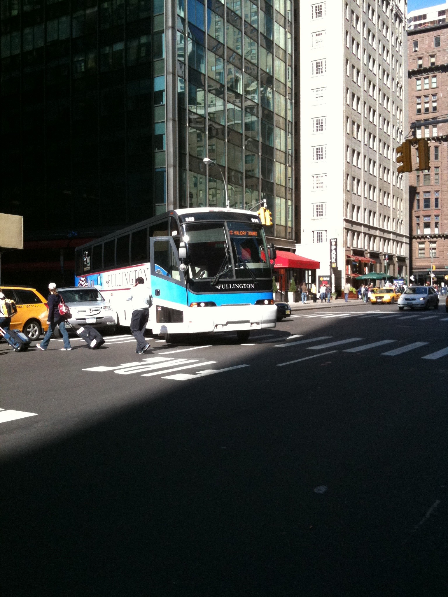 Bus crush 7th Ave