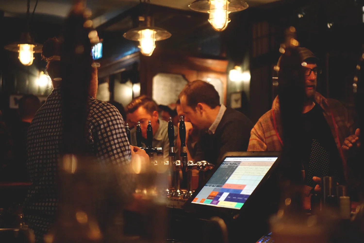 Off Premise Beer Sales Take Lead Over On-Premise in UK