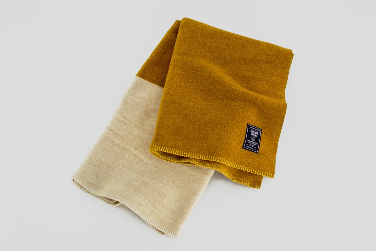Blanket_Yellow_1.jpg