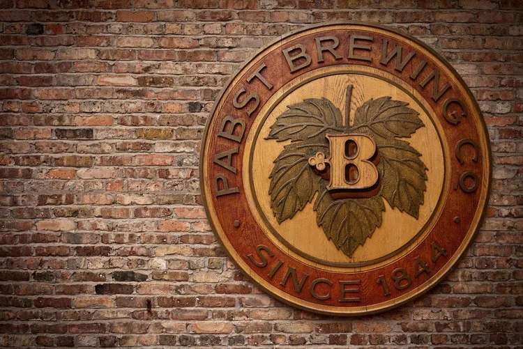 New Holland Partners with Pabst for Nationwide Rollout