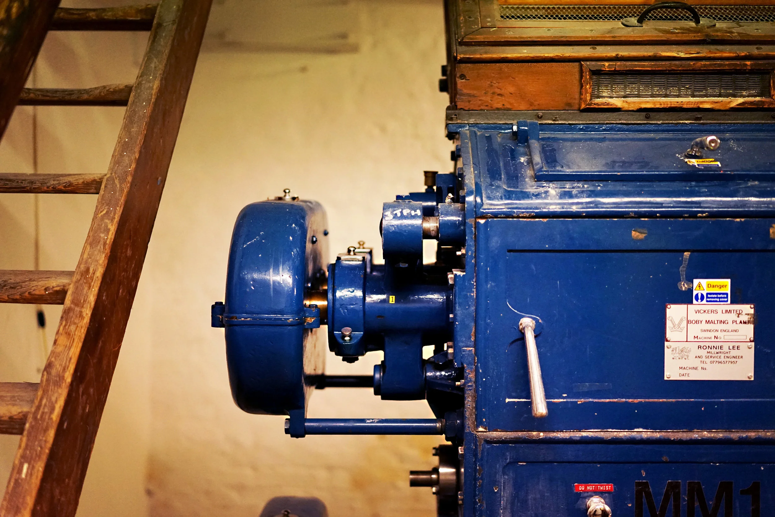 Fullers Interior 007.jpg