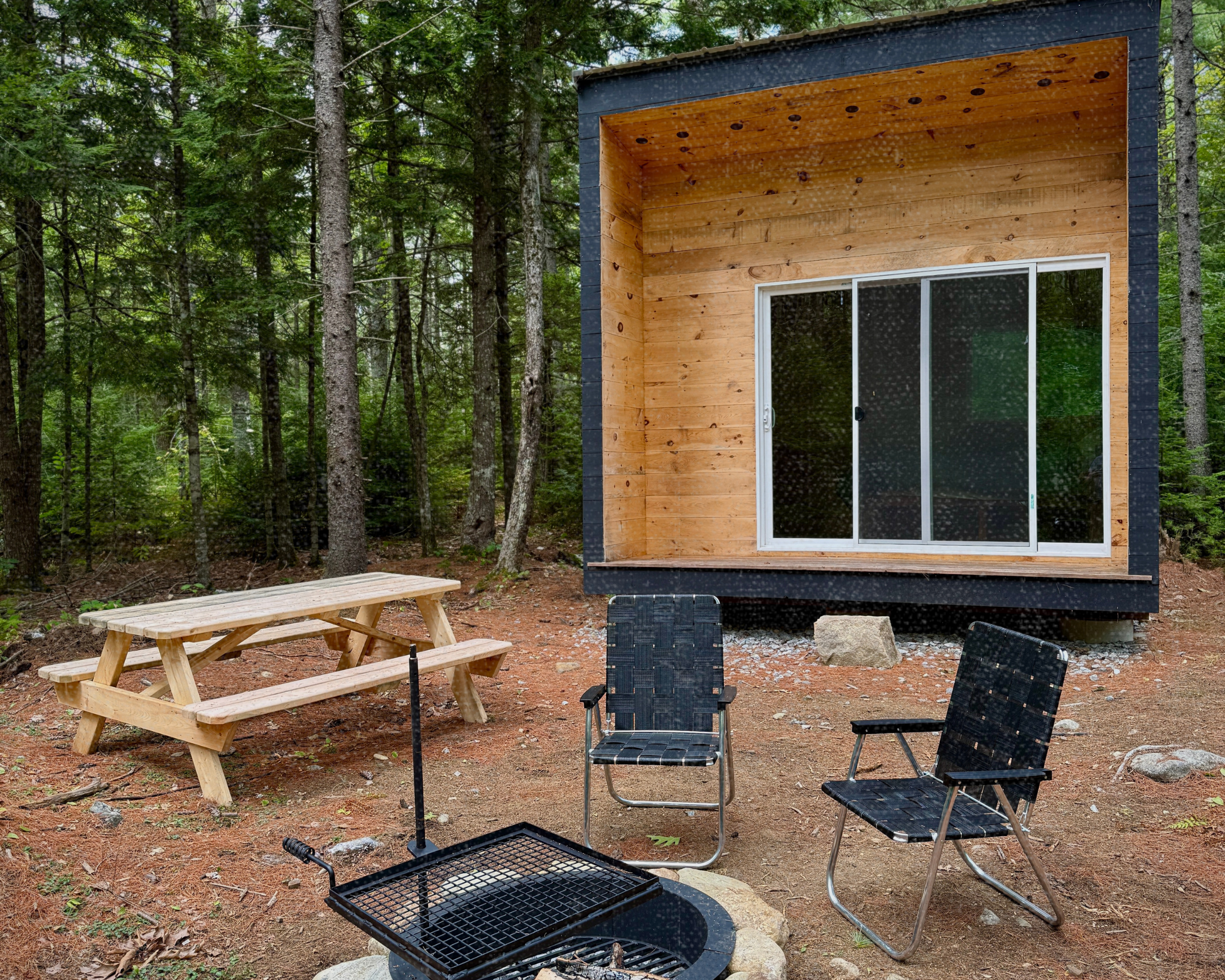 Stay at Applecroft - Cabin with picnic table, chairs, and firepit