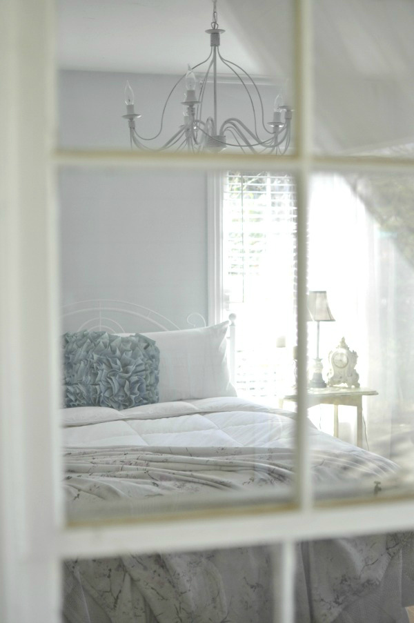 CottageGuest1-edited.jpg