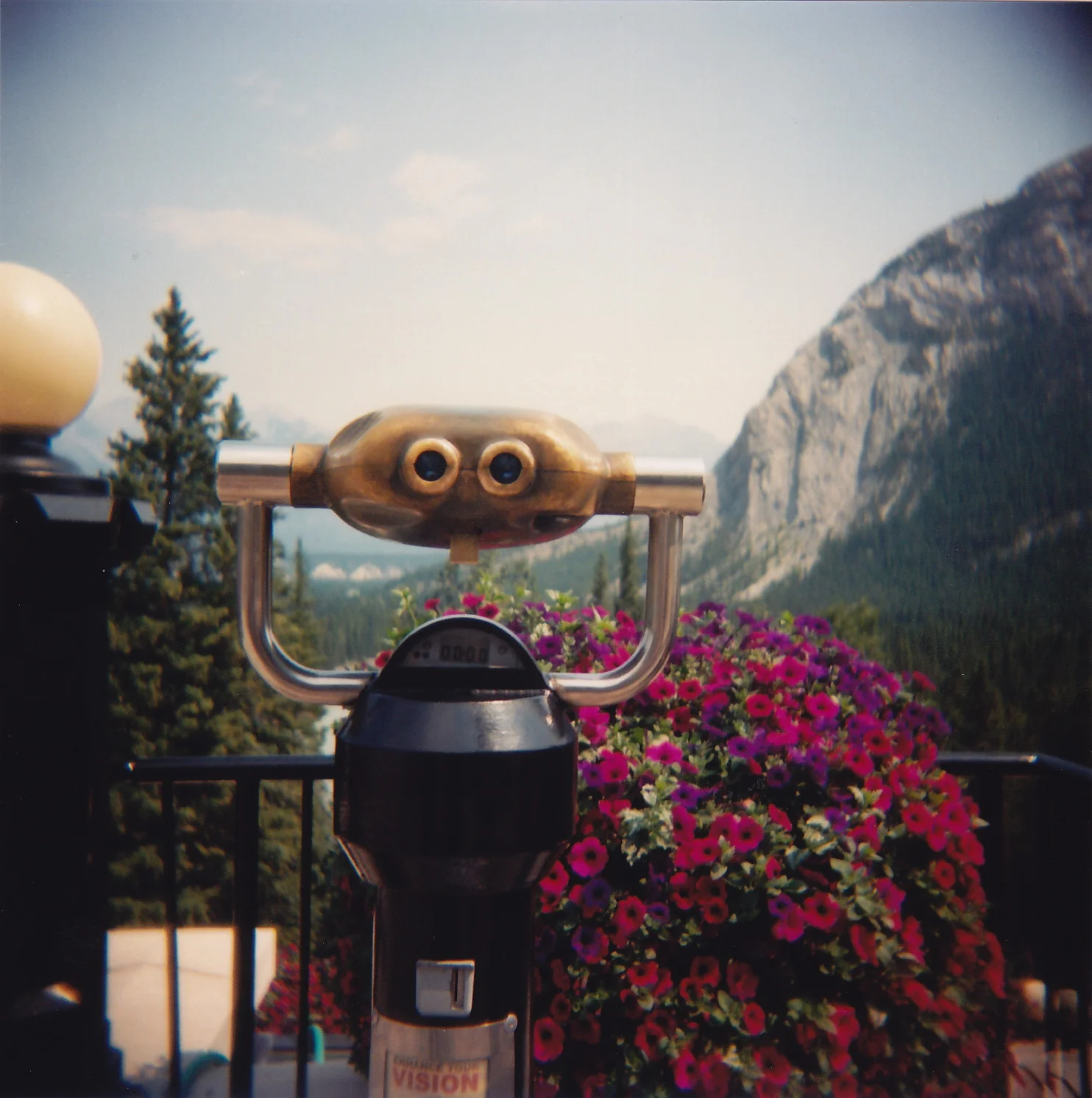 holga_banff_0009.jpg