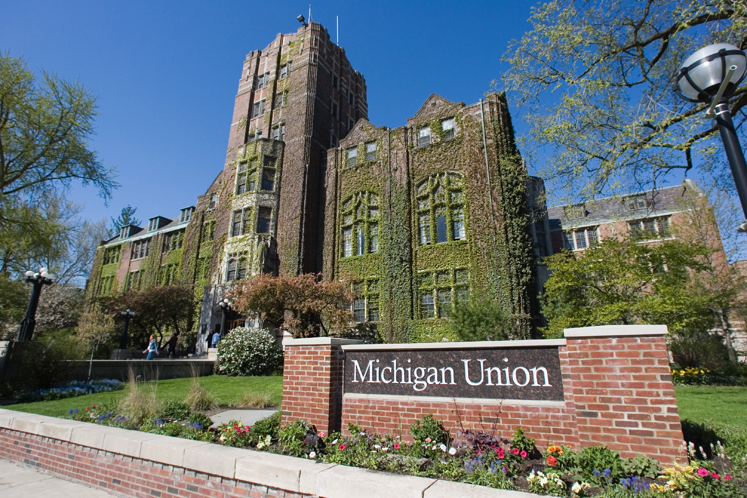 How do you Demonstrate Interest to Colleges?