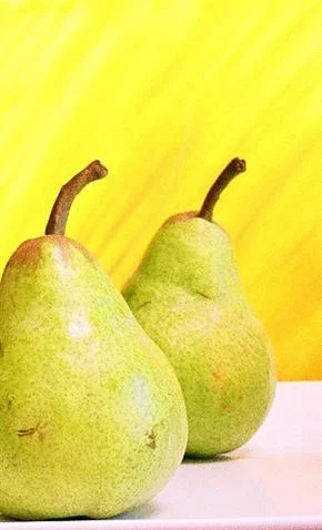apples&pearscropyellow.jpg.jpg