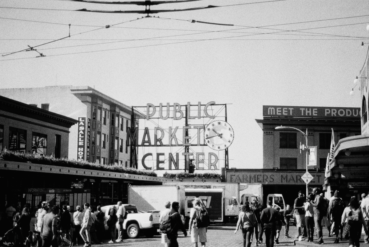 Seattle Public Market | Black and White Film Photography by Azzari Jarrett