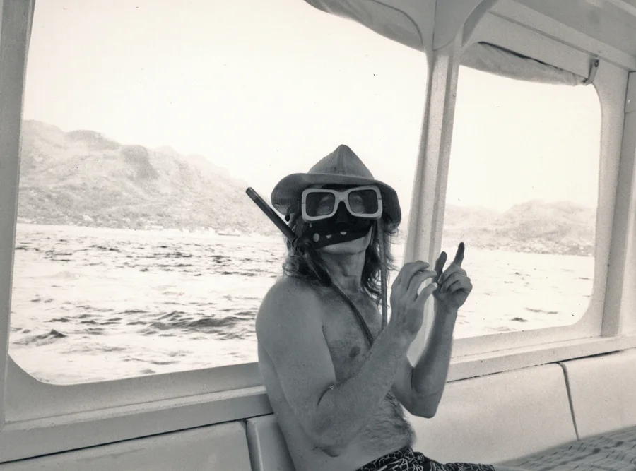 30 years old, Seychelles