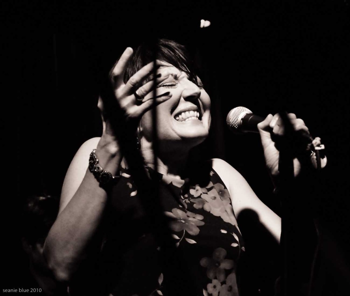 Lisa Engleken • singer/composer
