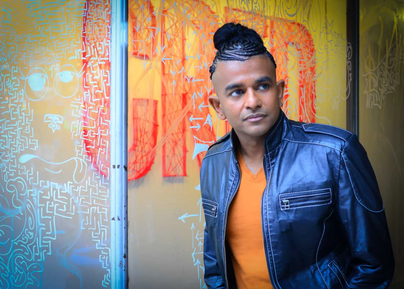 Resh Minu • Malaysian pop star