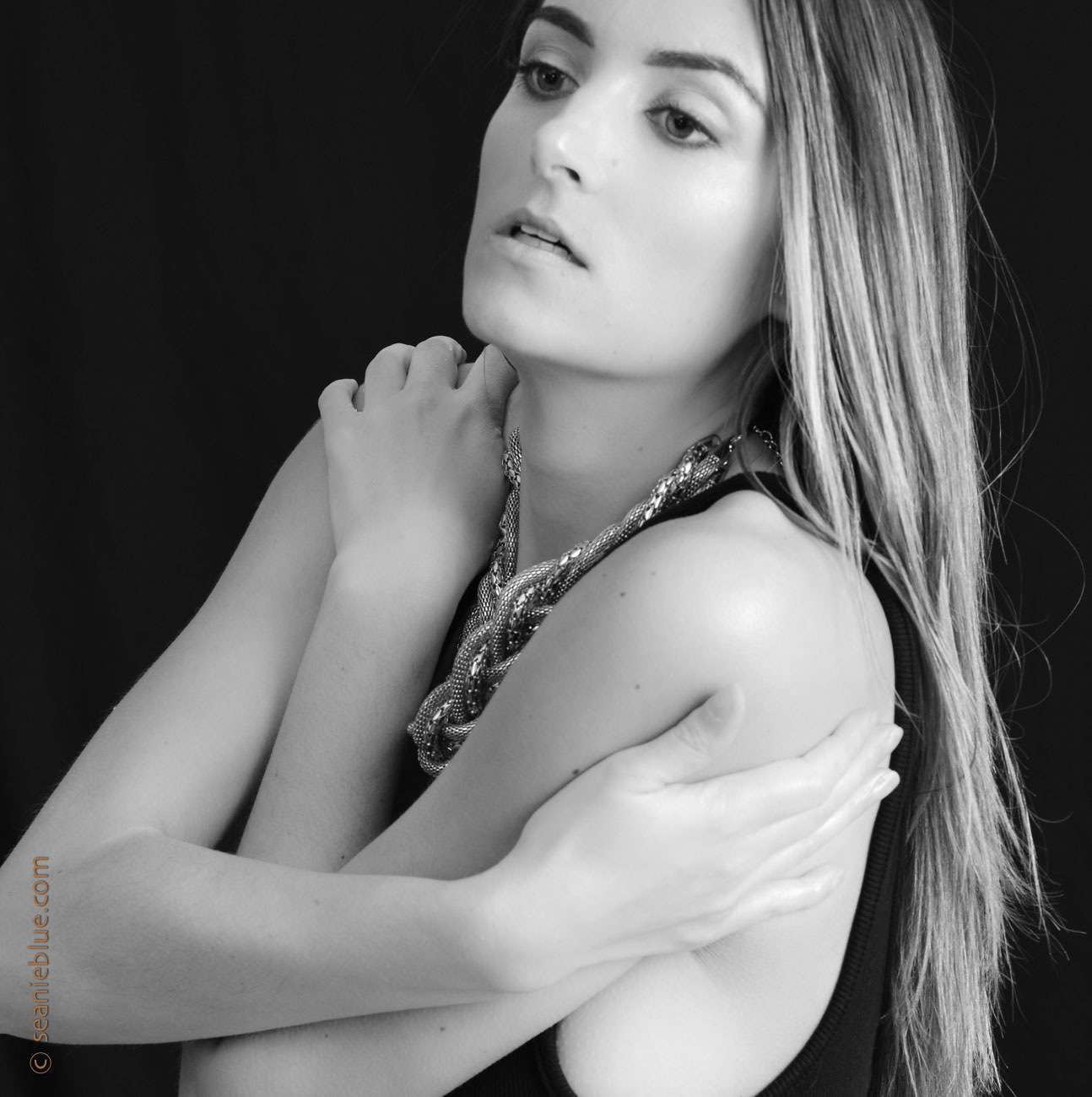 Alex Duke 1300 60-8372.jpg