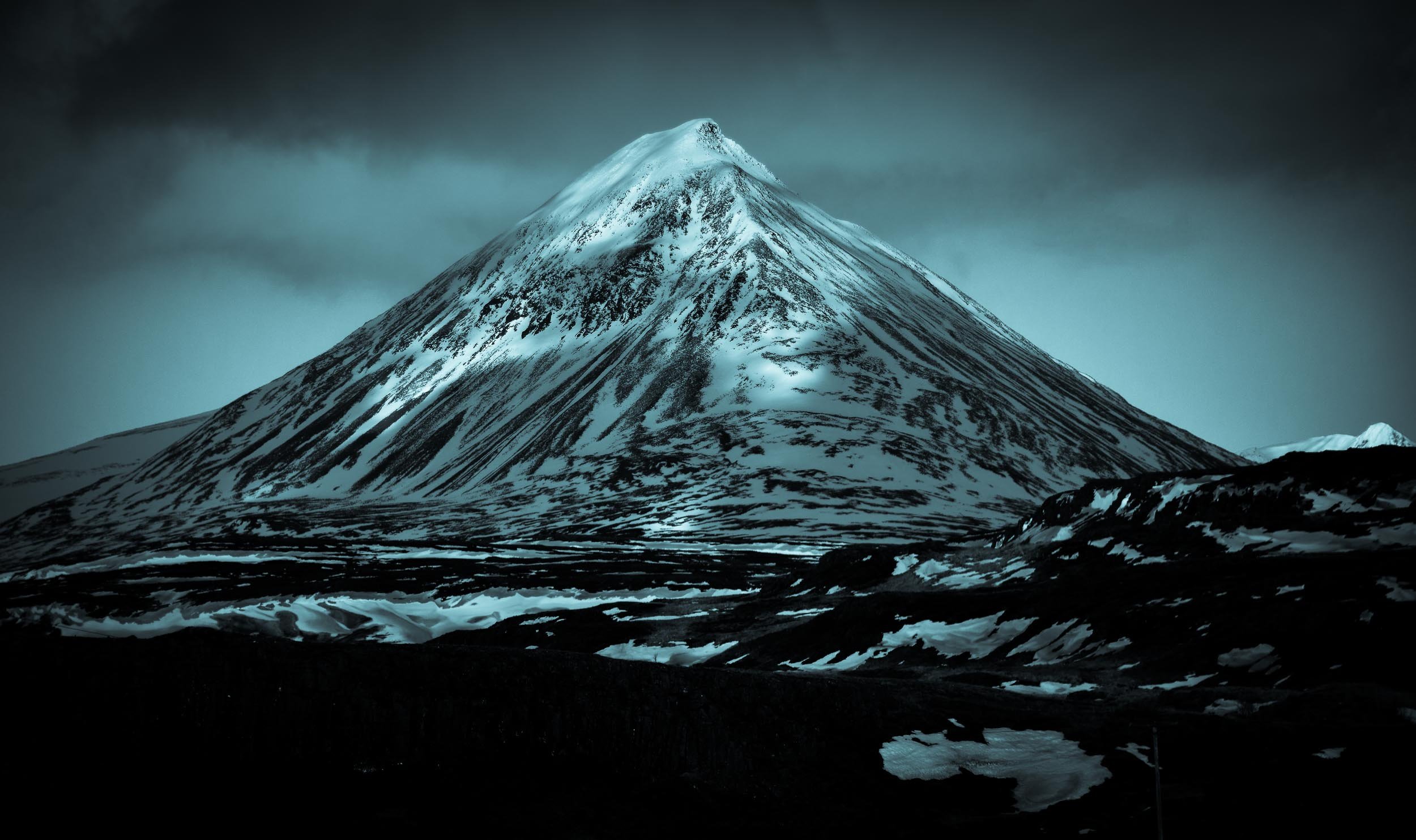 SONG 2 Mountain SB web 4x5 2500-50-3473.jpg