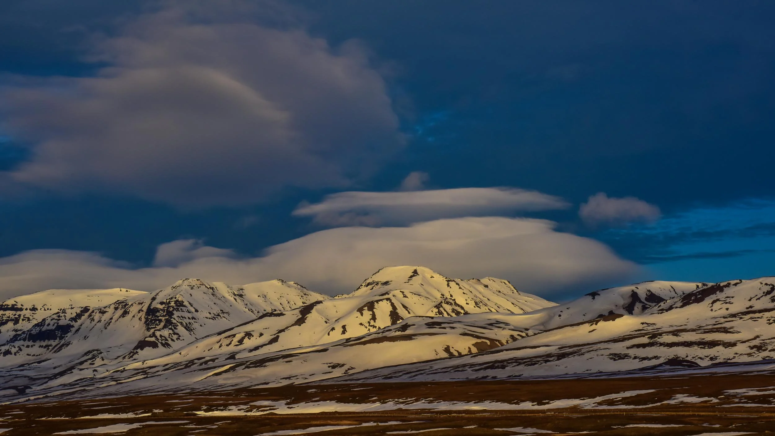 SONG Mountain SB web 2500-50-1691.jpg