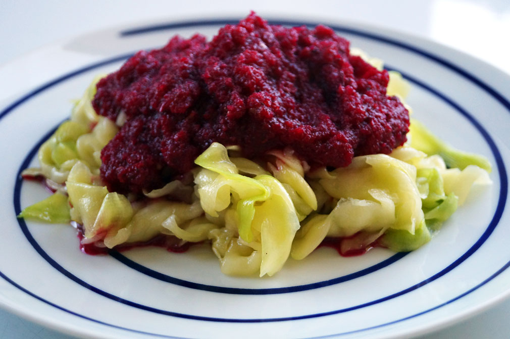 SERVING SUGGESTION: Zoodles (zucchini noodles) with No-Mato Sauce