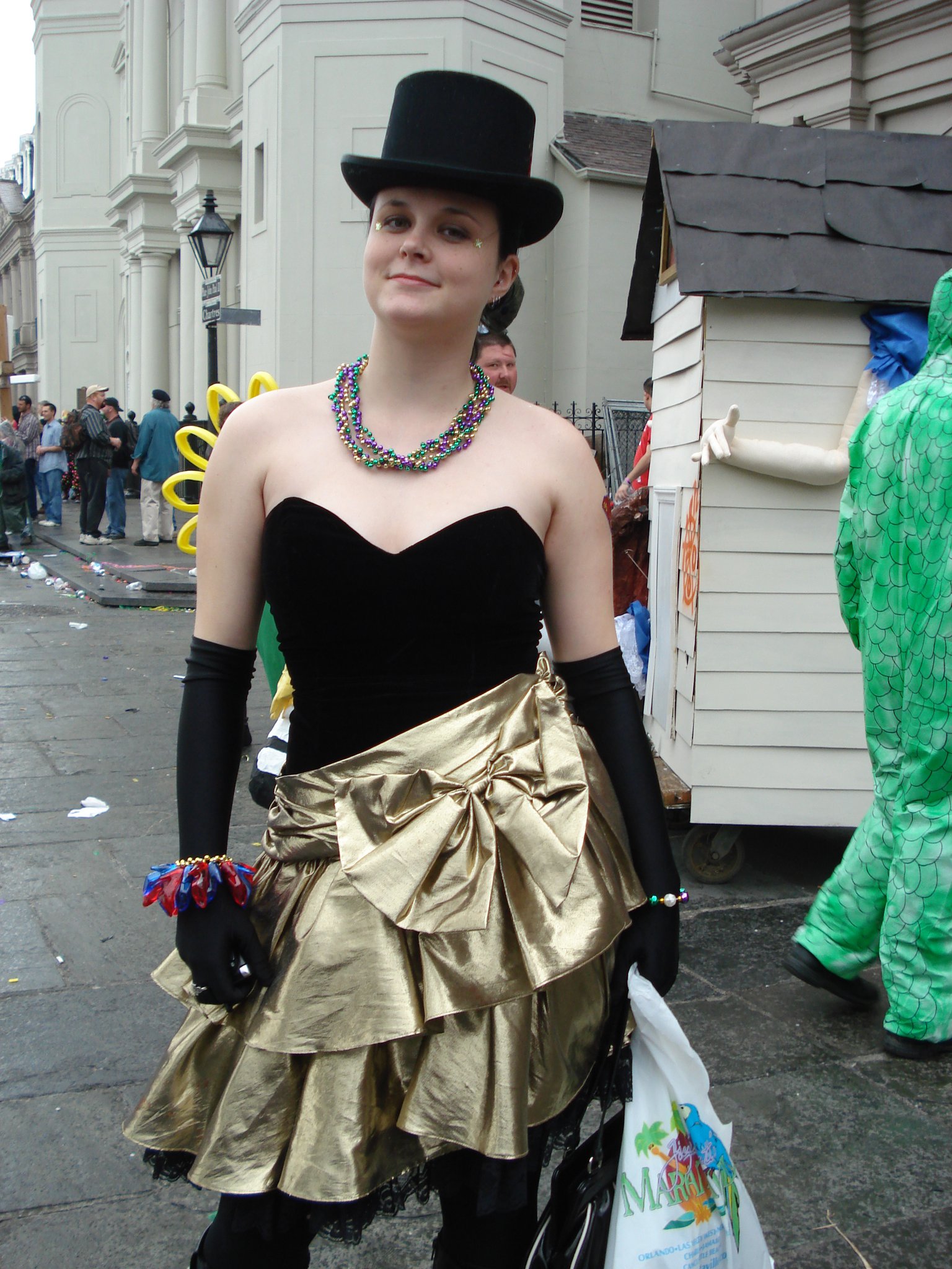 Amanda aka The Curious Coconut Mardi Gras Day 2007