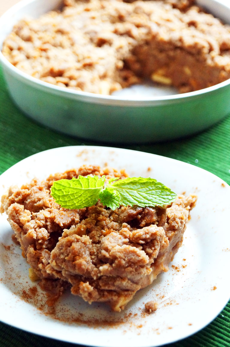 Apple Crumble Cake