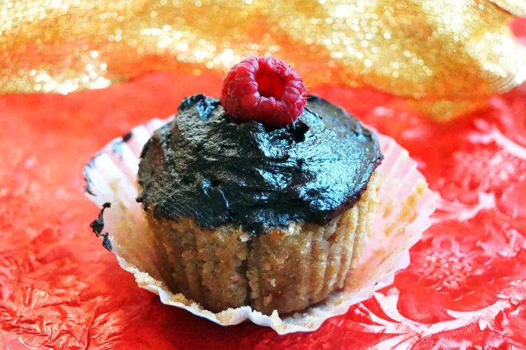 Rich and Fudgy "Chocolate" Frosting (Paleo, Autoimmune Protocol)