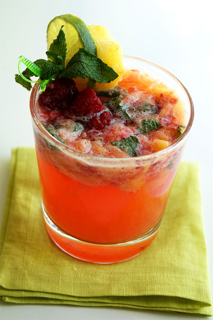raspberry-pineapple-mint-spritzer.png