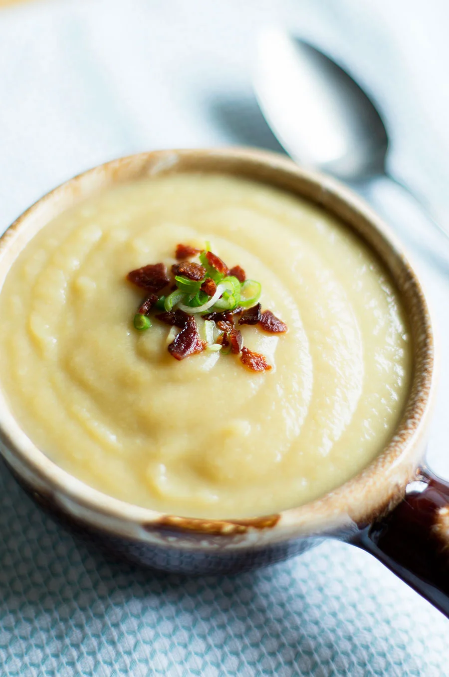3 minute Instant Pot Soup - Bacon Potato Cauliflower Leek // Paleo, AIP option, Whole30
