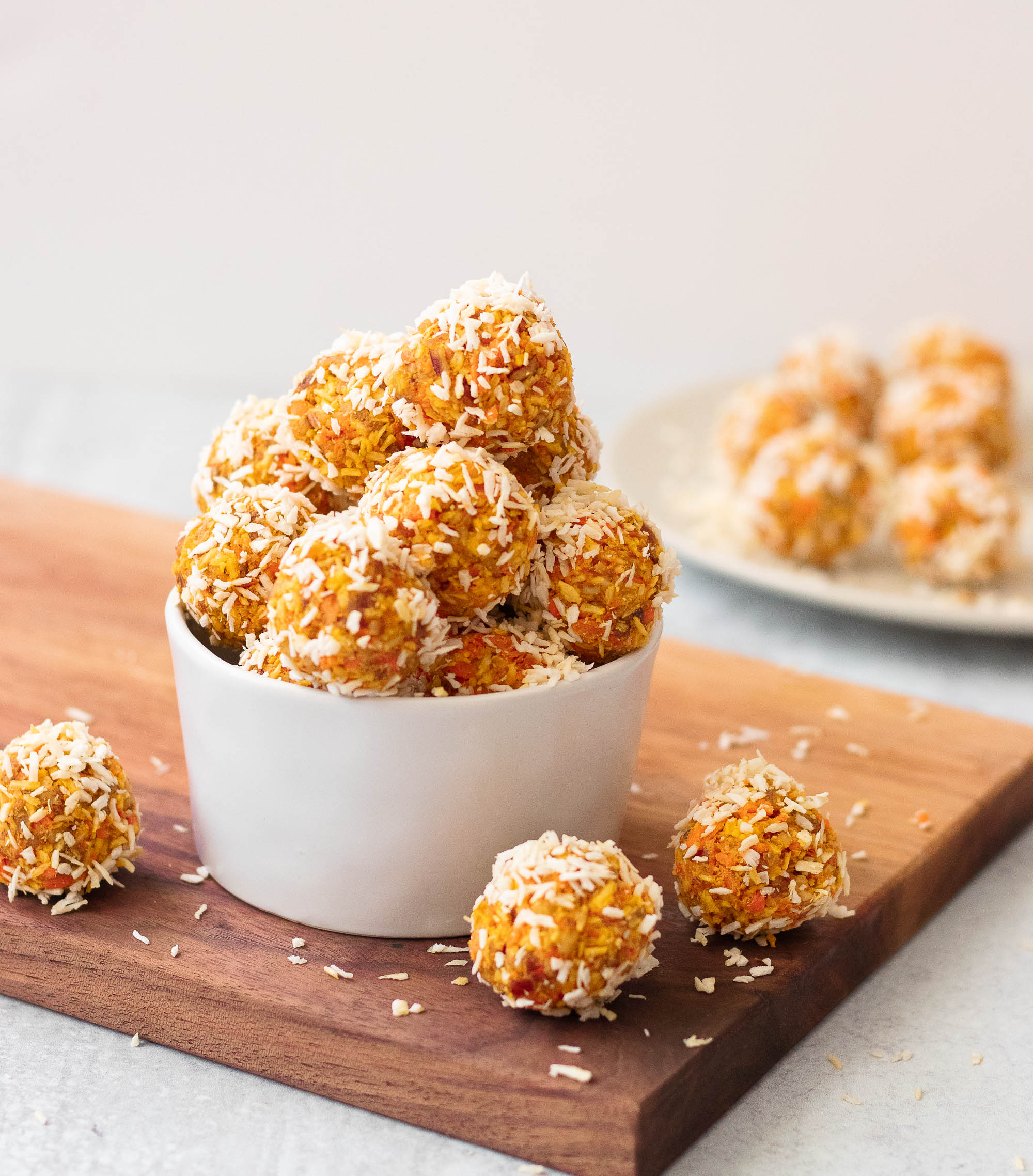 Carrot Cake Date Energy Balls-1.jpg