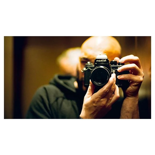 Anatomy of an arrangement (WT)
_
#bts #shortfilm #indy #shotonfilm #portra400 #kodak #35mm #nikonf3 #analogue