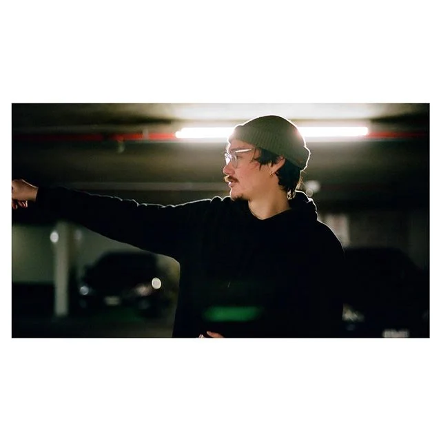 Anatomy of an arrangement (WT)
_
#bts #shortfilm #indy #shotonfilm #portra400 #kodak #35mm #nikonf3 #analogue