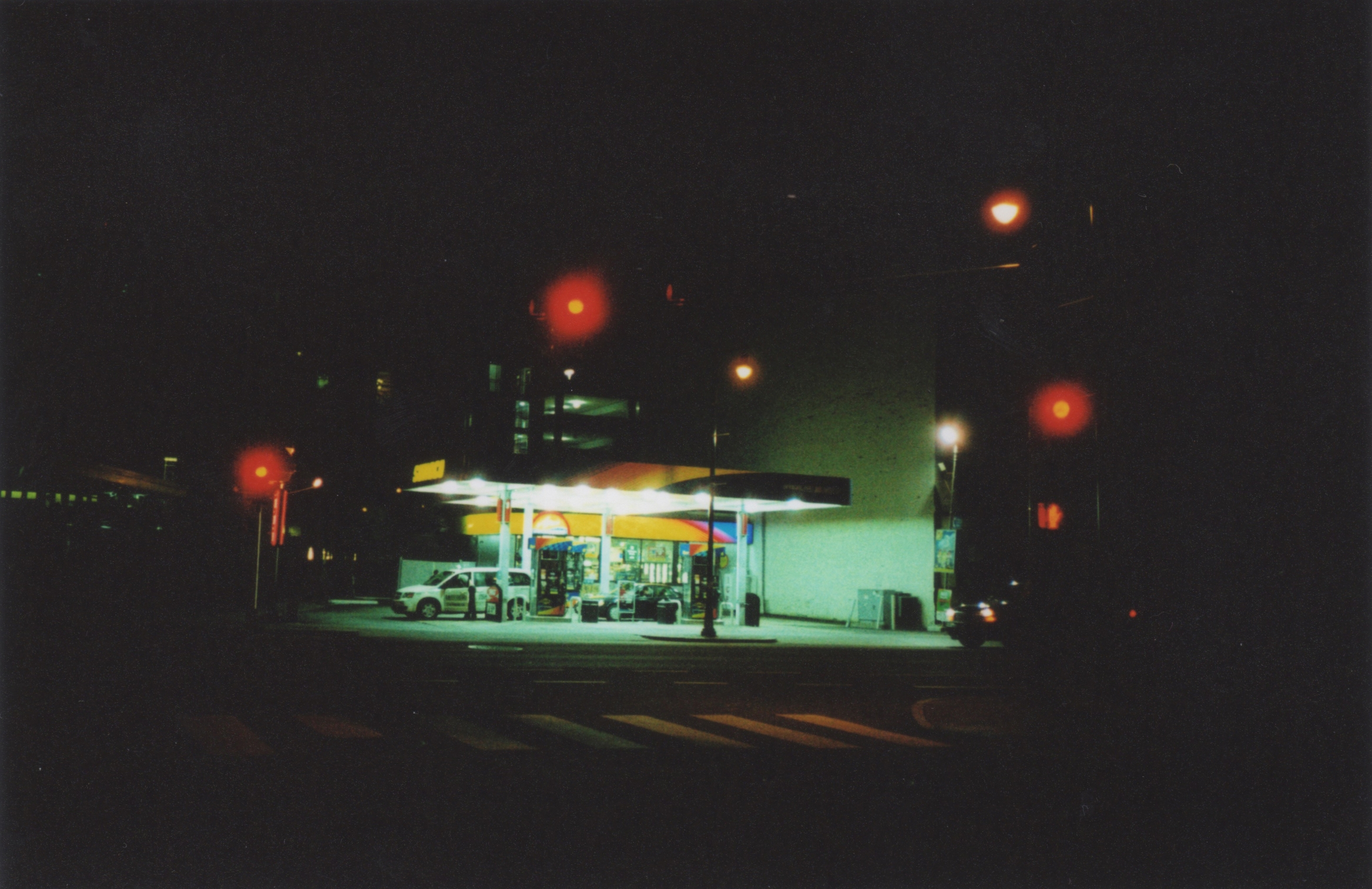 GASSTATIONLIGHT.jpg