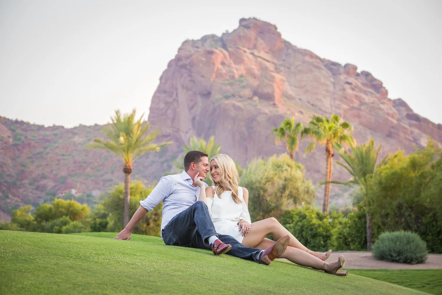 LaurenJamesEngagement_031.jpg