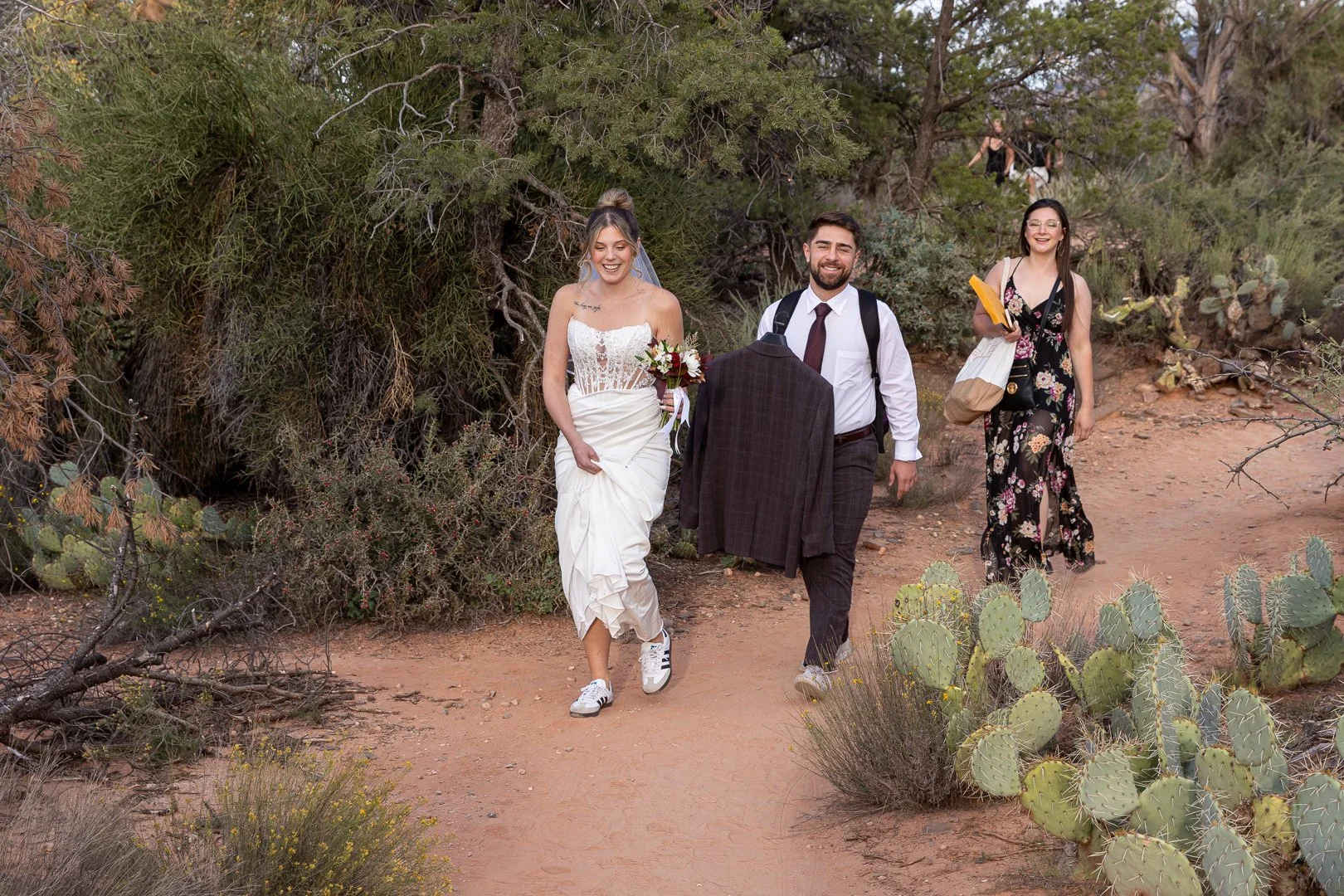 Sedona_RedRockElopement_F48A0019.jpg