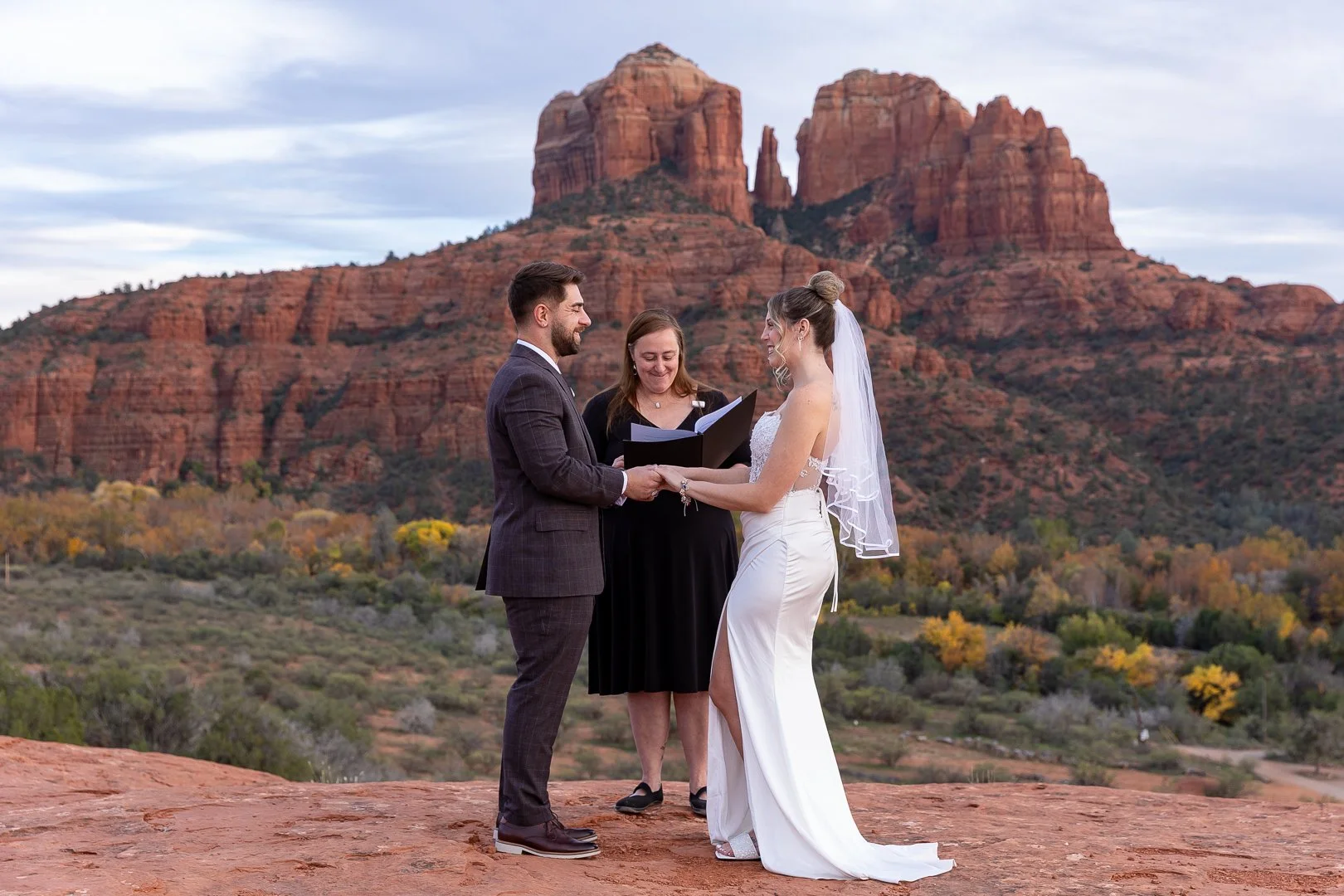 Sedona_RedRockElopement_F48A0246.jpg