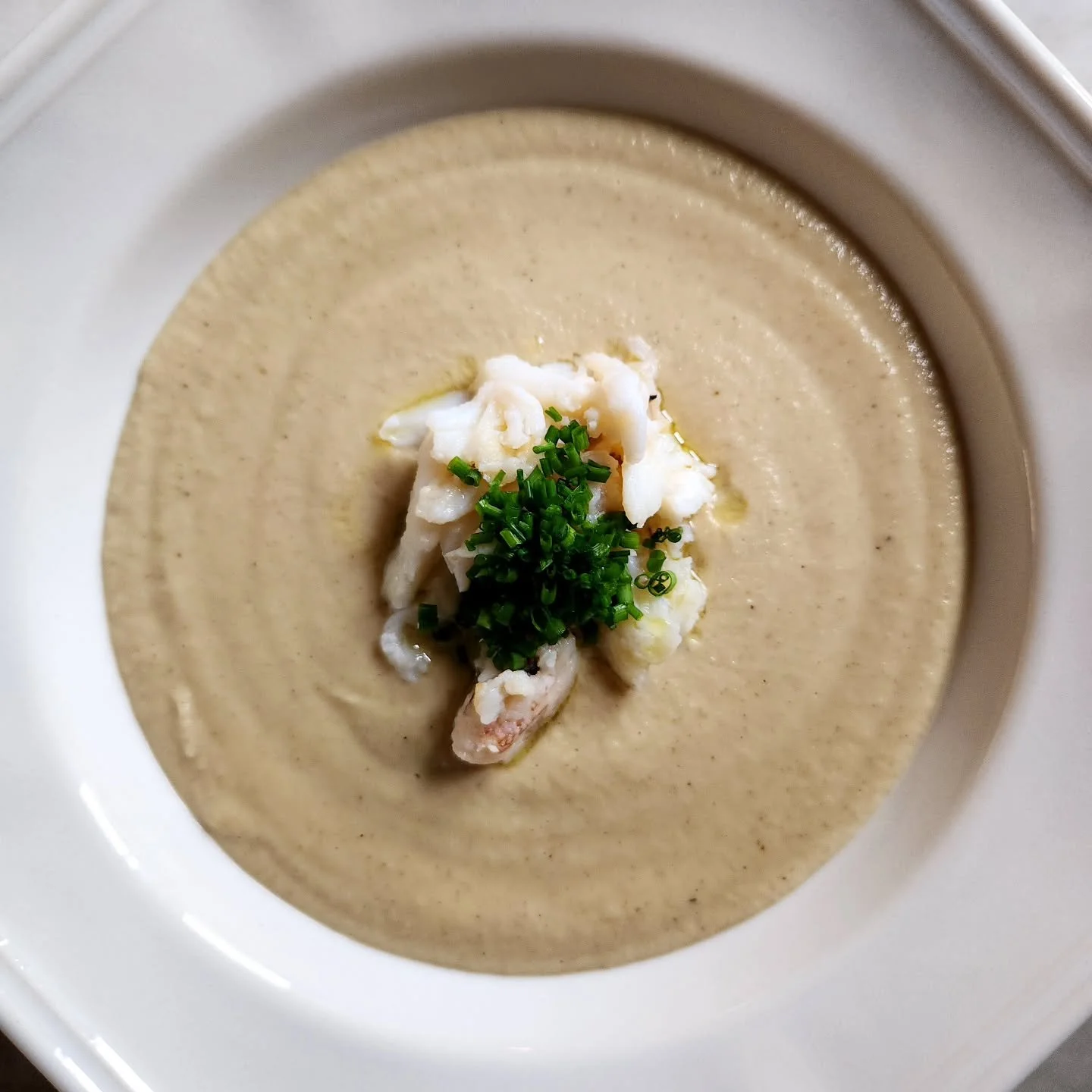 Jerusalem artichoke soup with blue swimmer crab now on the menu. @bronteroadbistro 
-
-
-
-
-
-
-
#bronteroadbistro #bronte #bronteroad #waverley #bronterestaurant #favouritelocal #localfrenchbistro #frenchbistro #localbistro #sydneyrestaurant #sydne