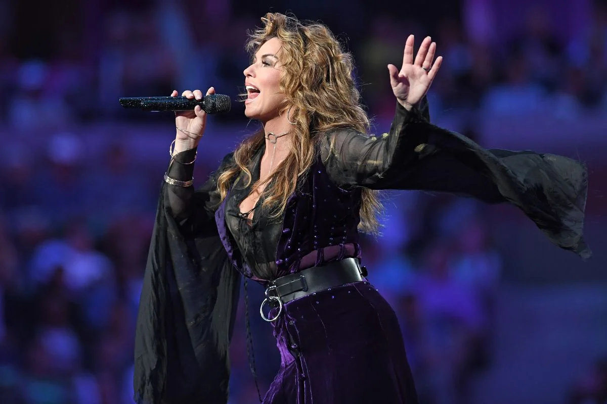 shania-twain-performs-at-arthur-ashe-stadium-at-opening-night-of-us-open-08-28-2017_8.jpg