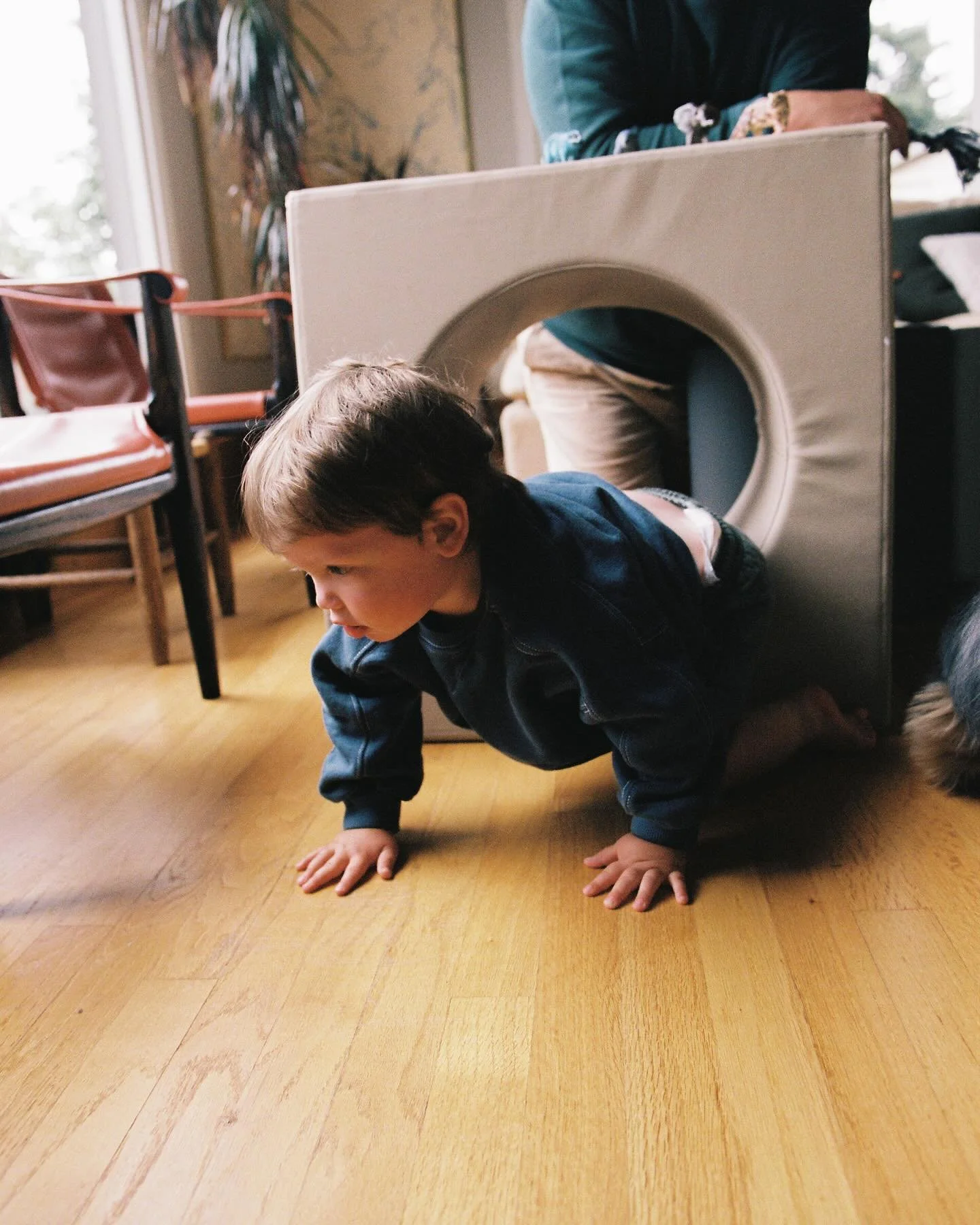 A couple photos I never shared from my first time shooting these friends and then a handful of the second time last summer&mdash;I know everyone is like yada yada fall family photos&mdash;but I am an advocate for late winter and early spring and the 