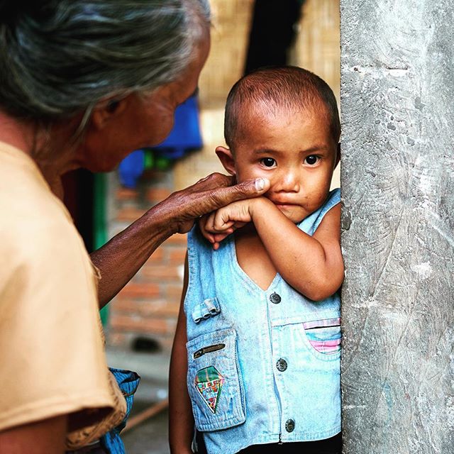 A few days ago I went to a Muslim village in Lombok Indonesia. When I was there I met a family who fed me and taught me about their religion. It was truly a remarkable experience. #JSphoto #Nikon #NikonD5 #Travel #FollowMe #Explore #Adventure #Travel