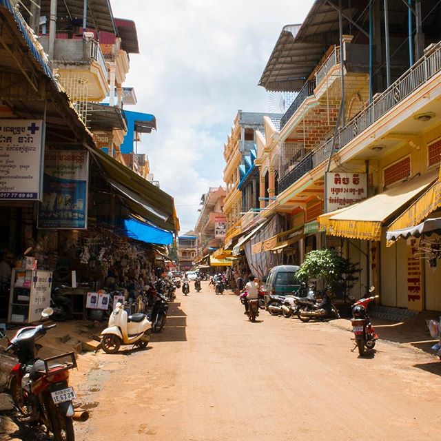 Out of all of the places I have been to in Cambodia, Banlung is by far my favorite. I walk around the streets being inspired by the people and fast pace lifestyle of the city. Having to watch every step I take due to high speed motorist and random ho