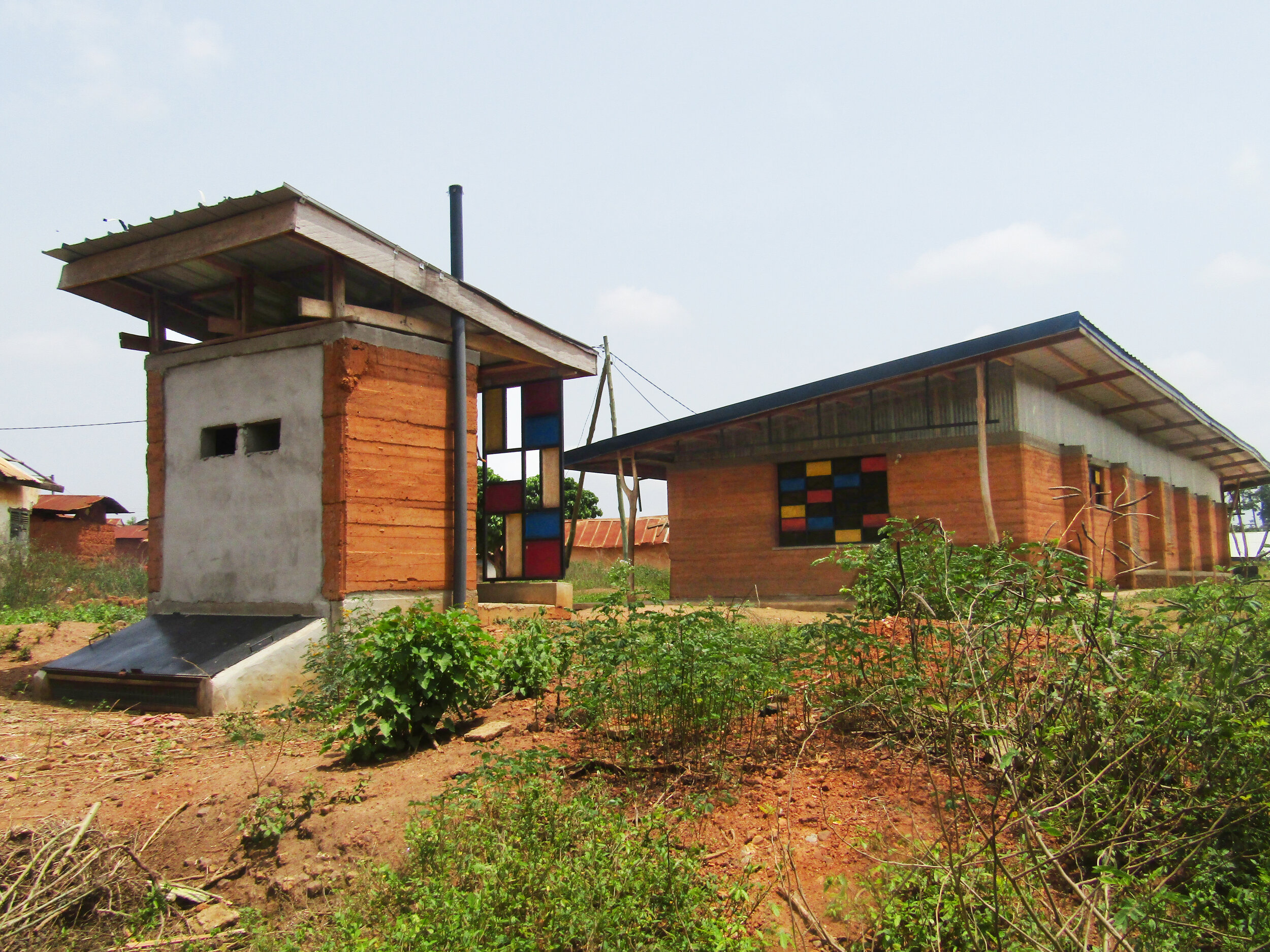 ghana waterless latrines