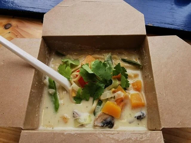 ?????’? ???? ??????? ?If you haven’t already had lunch why not practice your safe start and road position on your way to our cafe for a vegetarian Thai green curry with egg noodles. The perfect way to nourish yourself during lockdown! £3.50 for a takeaway cup and £4.95 for a box #vegetarian #thaigreencurry #eggnoodles #cafe #takeaway #nourish #goodness