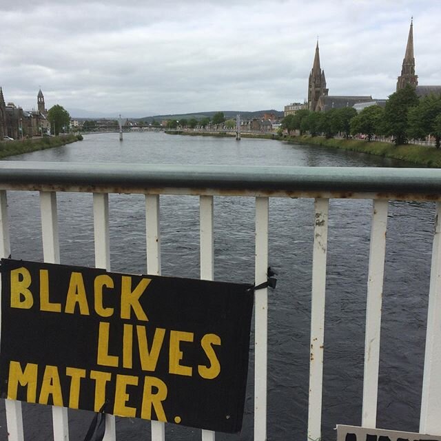 Great to see so many signs of protest & solidarity here in Inverness. Black Lives Matter. #justiceforshekubayoh