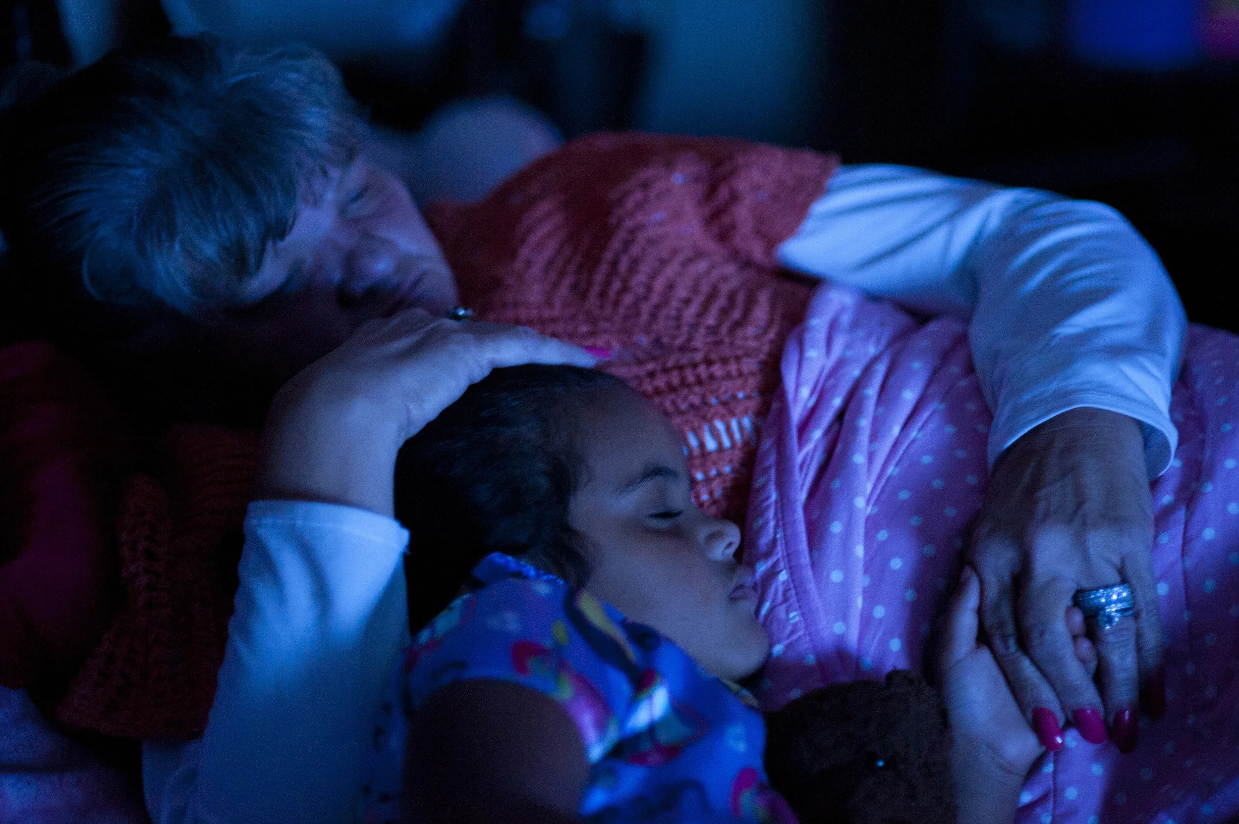  Nevaeh frequently experiences night terrors, so every night Mary rubs Nevaeh's head and stomach to help her fall asleep. Mary believes that the night terrors are a result of the drugs her daughter Nichole took throughout her pregnancy.&nbsp; When Ne