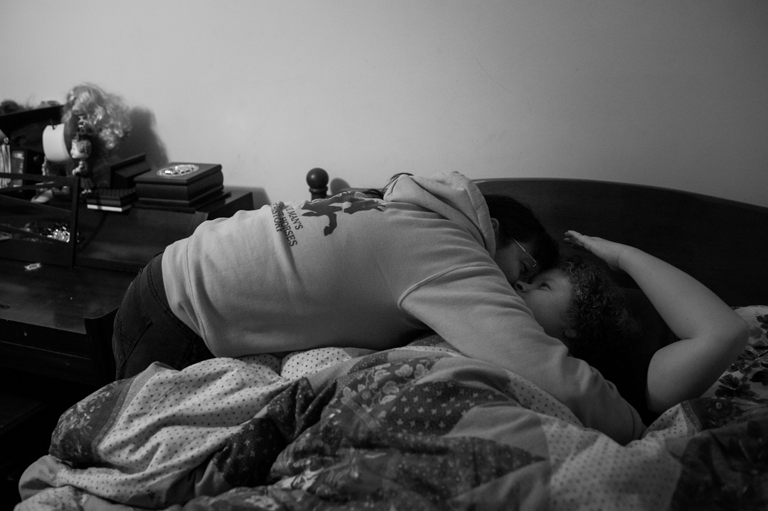 Janice kissed Casey before saying "Goodnight" on Casey's last night sleeping at home.