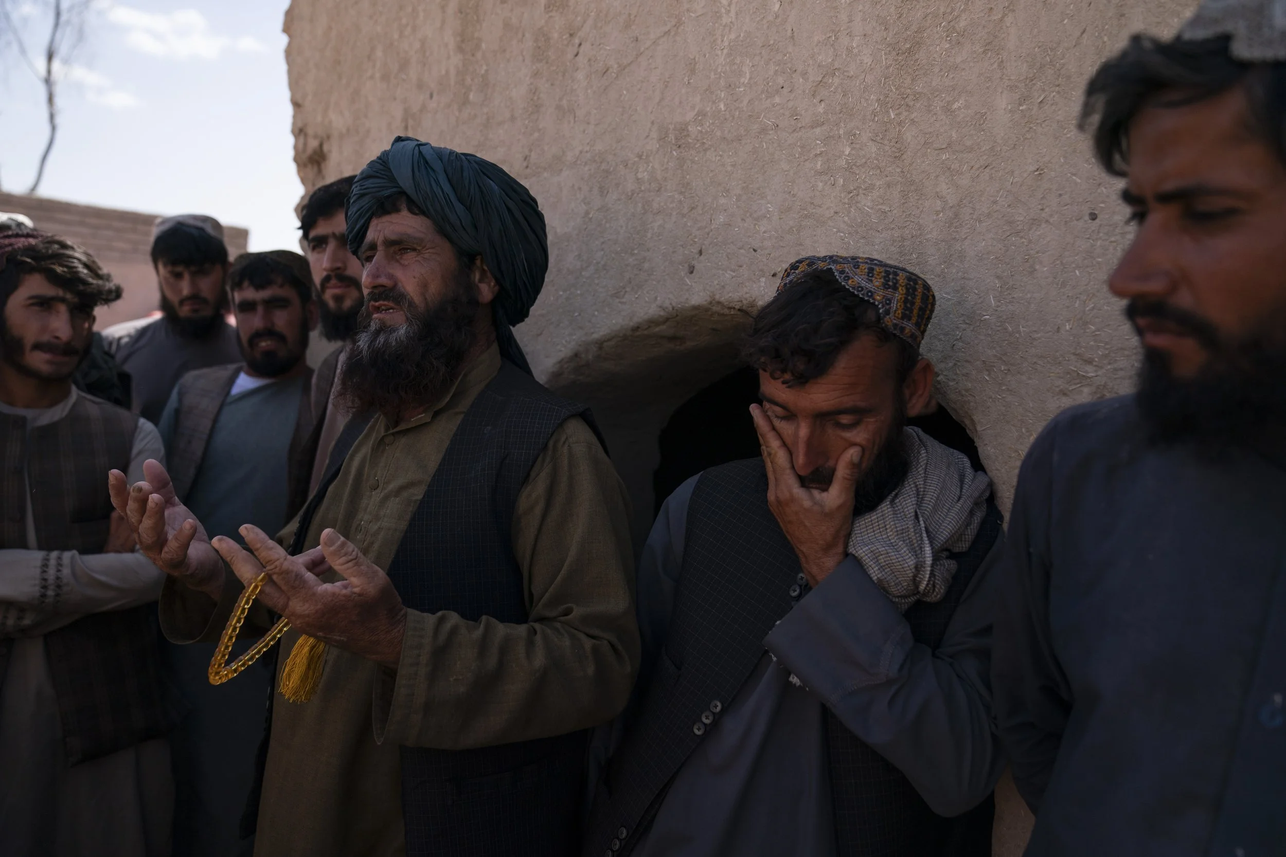 Opium: Climate Change Threatens Taliban's Ban
