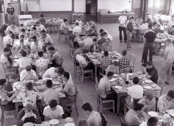 Dining Hall Interior 1955.jpg